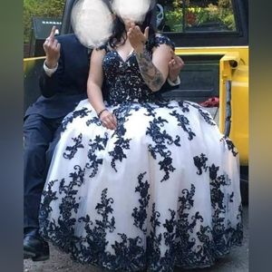 Black/white Wedding Dress